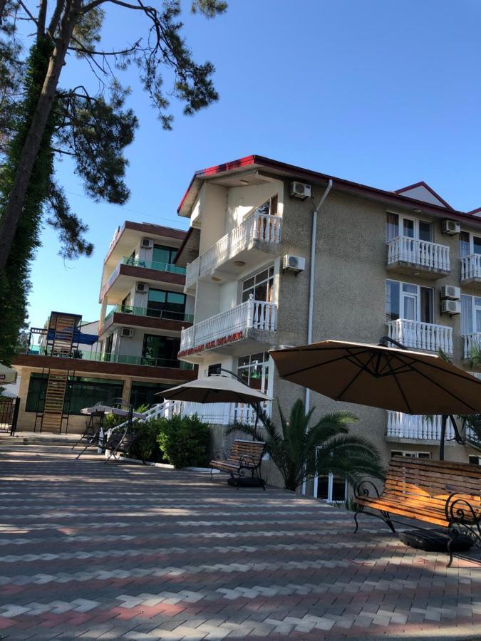 Magnetiti Hotel Ureki Bagian luar foto